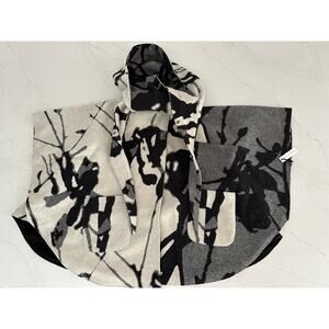 Lindsey Thornburg Pendleton Wool Abstract Mid-Length Cloak Cape NWT One Size NWT